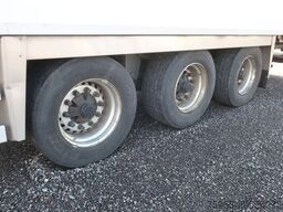 Chereau 3 Achs Tiefkühler mit Carrier Maxima 2.700 mm