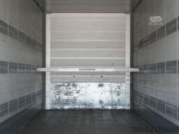 SCHMITZ CARGOBULL SKO 24/ LBW 2500 kg / LIFTACHSE /LADEBORDWAND