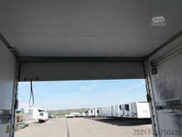 SCHMITZ CARGOBULL SKO 24/ LBW 2500 kg / LIFTACHSE /LADEBORDWAND