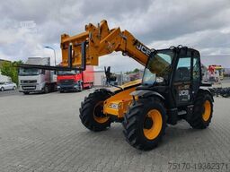 JCB 541-70 / nur 438h / 2022 / 4.100kg / 7m / 109PS