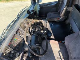 SCANIA CV R 124 CB 8X4 HZ 420