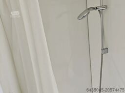 Easywagon 217 Gebruikte mobiele badkamer