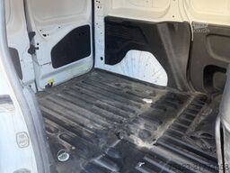 OPEL Combo E Cargo Selection Klima
