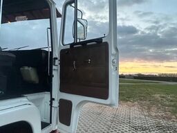Scania LB141 V8 New condition | Restored | 4x2 | nl ...
