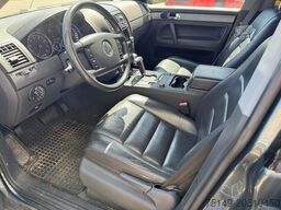 VOLKSWAGEN Touareg 3.2 V6/ GETRIEBESCHADEN /Motor läuft!