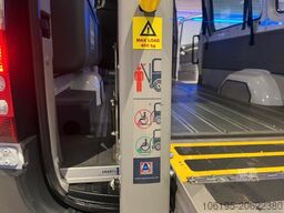 MERCEDES-BENZ Sprinter Maxi *Behindertentransporter/Rollstuhl*