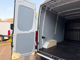 IVECO Daily Kasten 3,0L  L2H2 35-180 AirPro AHK 3,5T