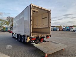 Volvo FM 13.460 Globetrotter 6x2*4 - Frigo Carrier Su...