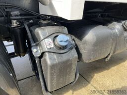 Mercedes-Benz Accelo 815  Accelo 815 4x2 Garbage Compactor