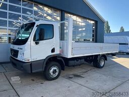 Mercedes-Benz Accelo 915 4x2 Flatbed with Dropsides