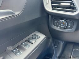 FORD TOURNEO COURIER Trend 100 kW