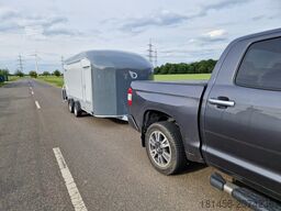 Debon C1000 Flügeltürer mit Heckrampe Pullman