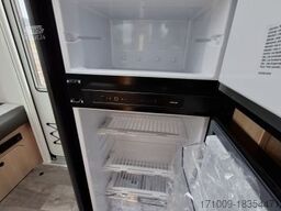 SUNLIGHT Adventure T 67S TV-Paket Combi 6E AWT isoliert