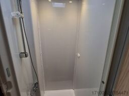 SUNLIGHT Adventure T 67S TV-Paket Combi 6E AWT isoliert