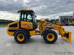 JCB Teleskop-Radlader TM220 20km/h NEU