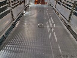 Jumbo Bekkers 3 deck livestock - Ventilation - Loadli...