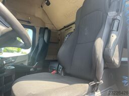 Mercedes-Benz Actros 1845 GigaSpace Euro 6 / Auromatic / 60 %...