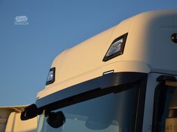 SCANIA R 500 / KLIMA P. / ACC / NAVI / DE 5215