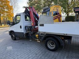 Iveco Daily 70-180 Kran HMF 710 + Auflieger