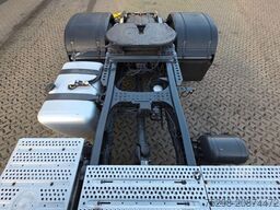 MERCEDES-BENZ Actros 1843