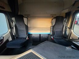 MERCEDES-BENZ Actros 1843