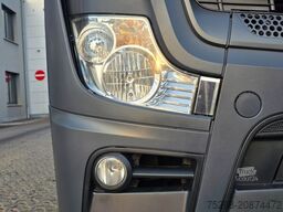 MERCEDES-BENZ Actros 1843