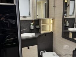 CHAUSSON Teilintegriert Titanium Line 640 Premium