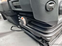 VW Crafter 35 Kasten L4H3 AG AHK ERGO LED PDC TEMPOMAT