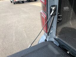 ISUZU D-Max Double Cab V-Cross AT + hohes Fahrwerk +