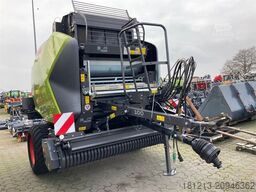 CLAAS Variant 585 RC PRO