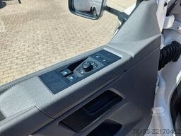 VOLKSWAGEN T6.1   Doka  1. Hand Klima