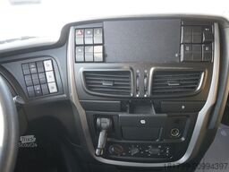 Iveco Stralis 460 E6 tractor unit/ Sleeper cab