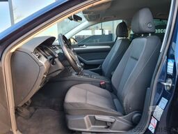 VOLKSWAGEN Passat Limo 1.4 TSi Trendline - Comp Media -PDC