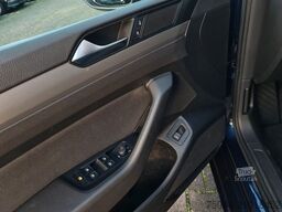 VOLKSWAGEN Passat Limo 1.4 TSi Trendline - Comp Media -PDC