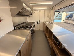 Mercedes-Benz Foodtruck, Imbisswagen, Food Truck mit neuer Küche und Ausstattung