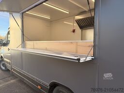Mercedes-Benz Foodtruck, Imbisswagen, Food Truck mit neuer Küche und Ausstattung
