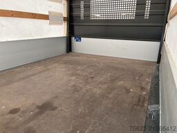 Mercedes-Benz Sprinter 319 CDI 4x4 Doka Pritsche  Klima LED AHK