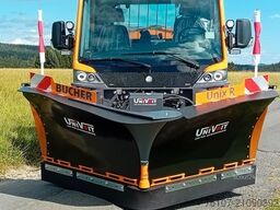LINDNER Lindner Unitrac Bucher Schneepflug Streuer