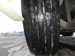 DAF FT CF.85.460 with hydraulic