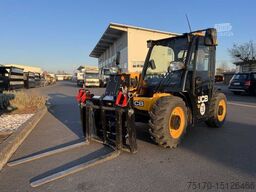 JCB 514-40 / nur 108h / 2023 / Eigengewicht: 2.700kg