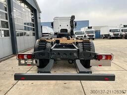 Mercedes-Benz Arocs 4045 6x4 Chassis Cabin
