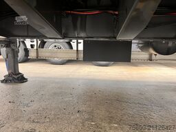  t3  3 Achs Satteltieflader