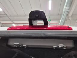 MERCEDES-BENZ 519  Allrad 4 x 4 Lagerfahrzeug Stock 20 Sitzer