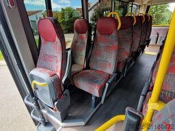 MERCEDES-BENZ Heckniederflur Sprinter 517 / 4 er Bestuhlung