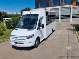 MERCEDES-BENZ Heckniederflur Sprinter 517 / 4 er Bestuhlung