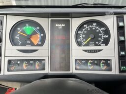 Man LE 180 C Motorspuitaanhanger Automaat Matriaalw...