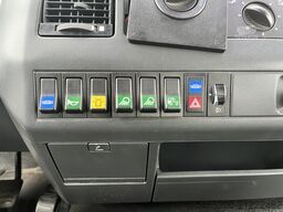 Man LE 180 C Motorspuitaanhanger Automaat Matriaalw...