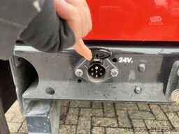Man LE 180 C Motorspuitaanhanger Automaat Matriaalw...