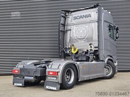 Scania S520 V8 4x2 / RETARDER / FULL AIR / COMPRESSOR