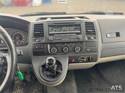 VW Transporter – 8 Seats